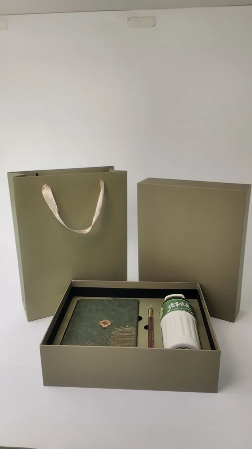 Notebook and Tumbler Gift Box - view 2