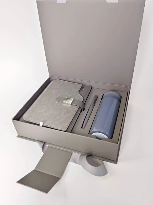 Pocket Notebook Gift Set with Bag - view 2