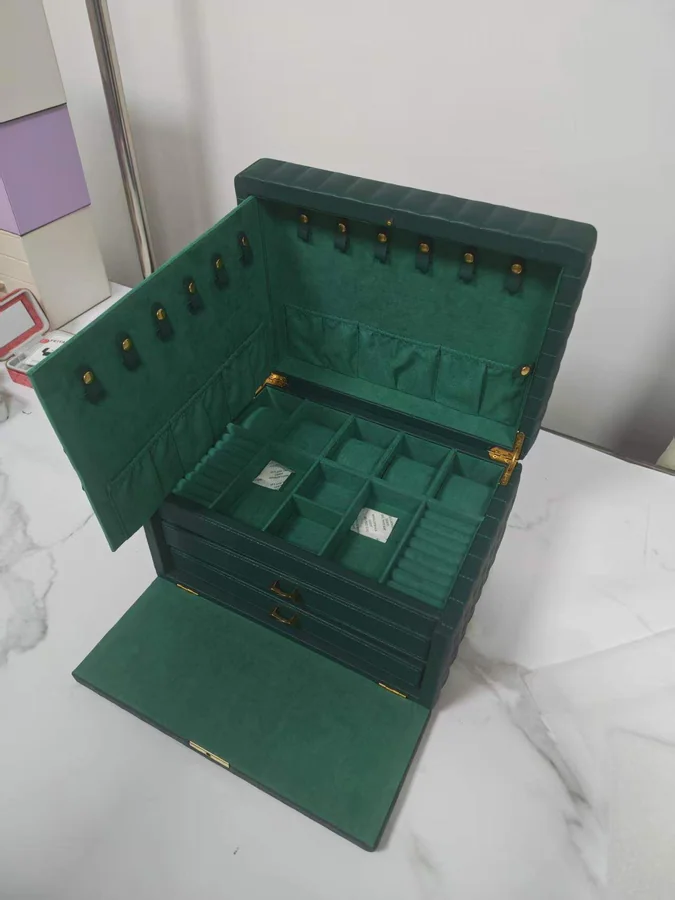 Large Genuine Leather Jewellery Box