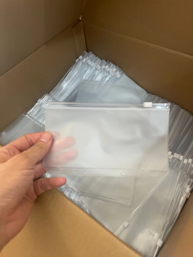 A5 6-Hole Zipper Page Protectors